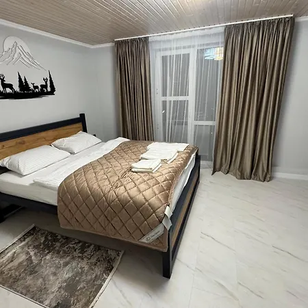 Vista Lodge *